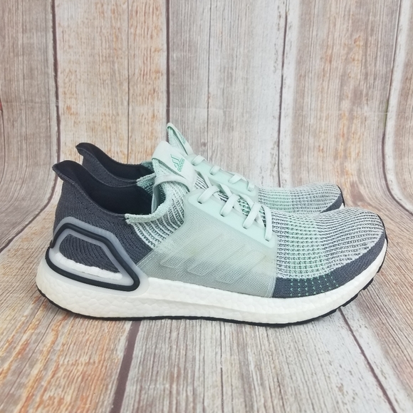 adidas ultra boost size 8 mens